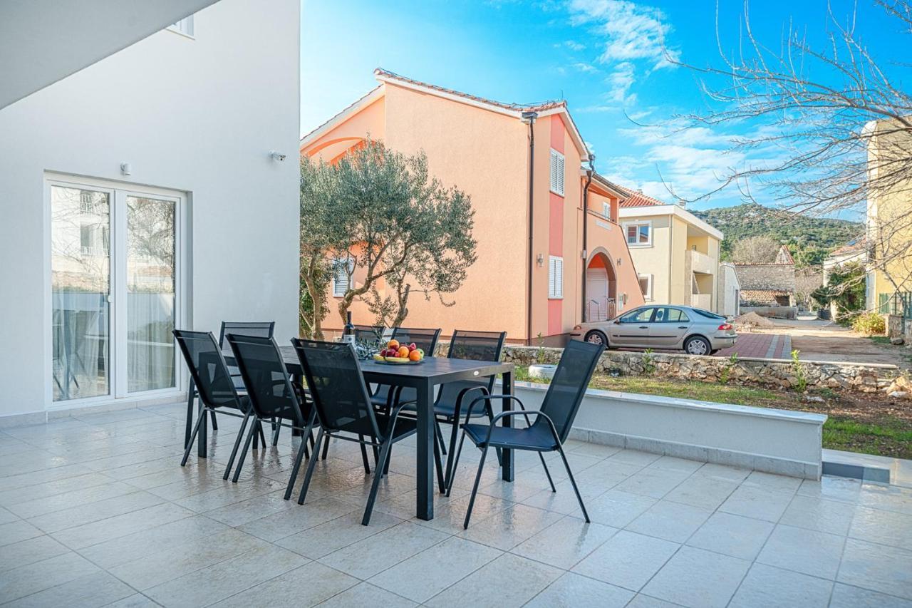 Wonderhouse Sovlja Villa Tribalj Exteriör bild